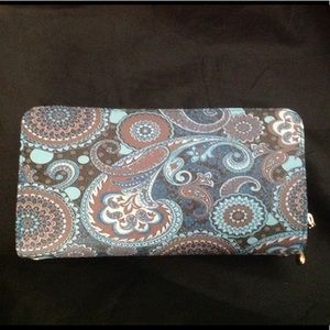 Unique wallet/cross body